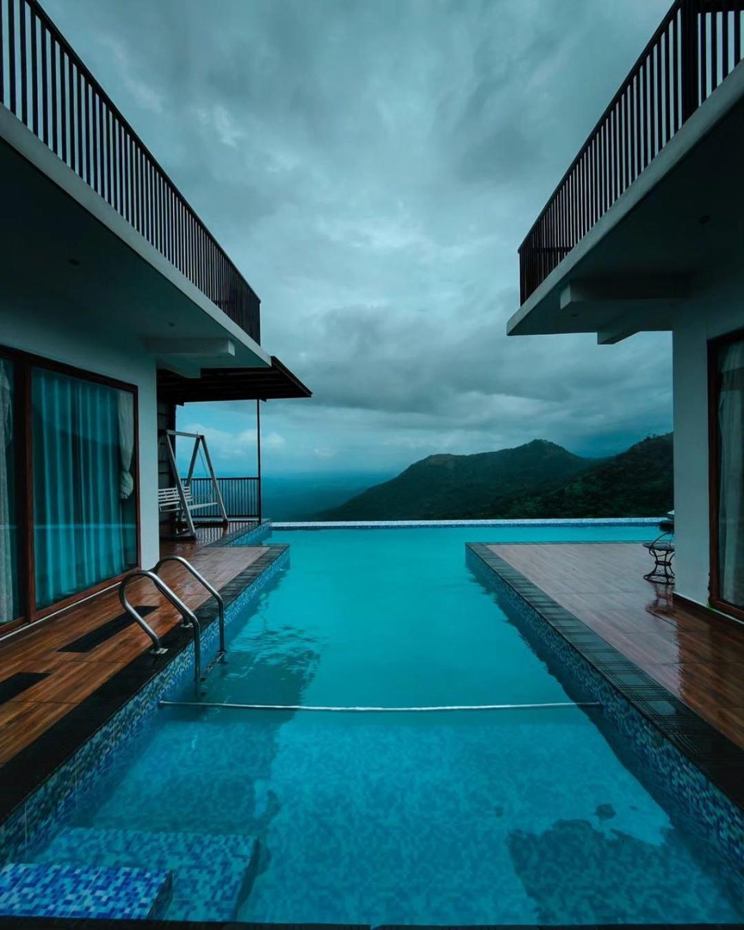 Vila Durrah Hillview Kakkadampoyil Exteriér fotografie